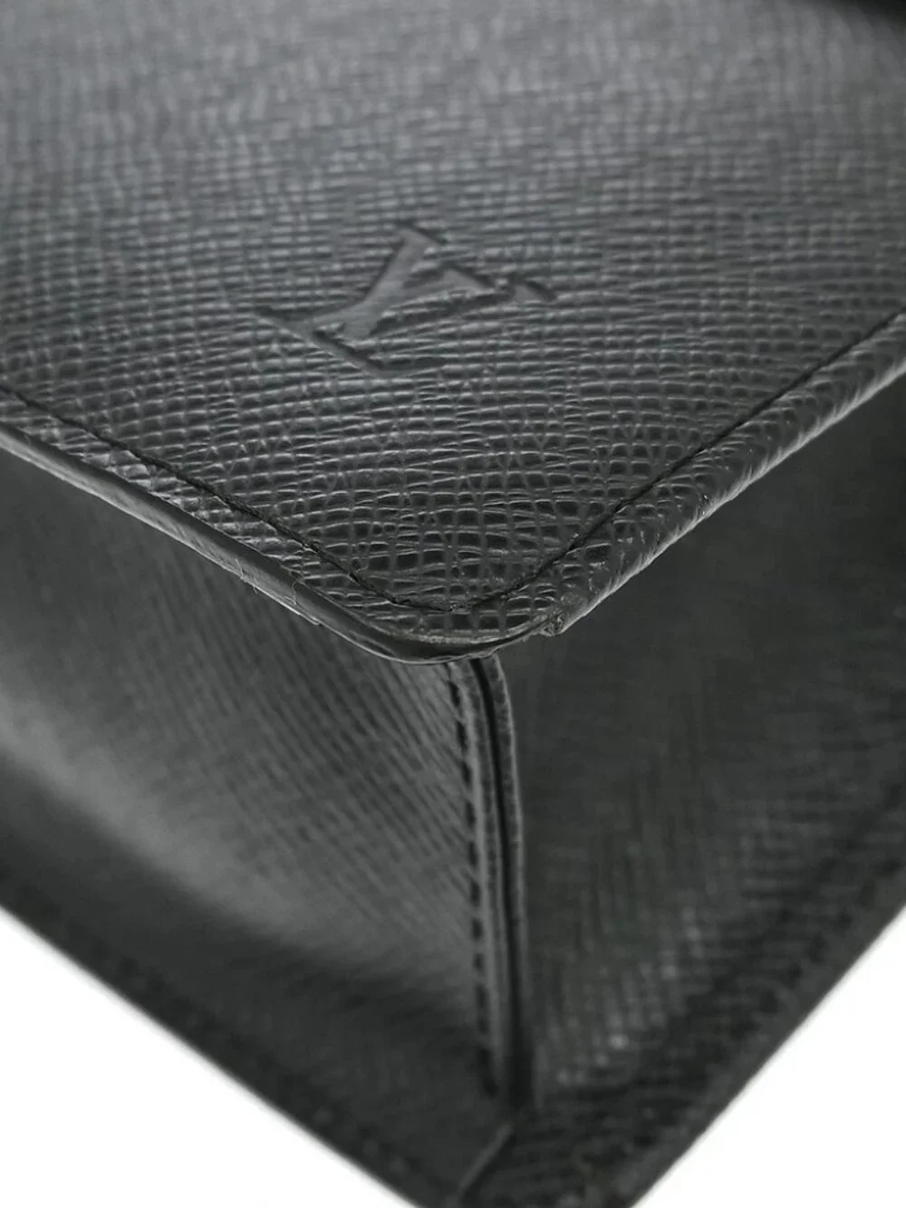 Louis Vuitton Taiga Selenga Epicea Clutch Bag